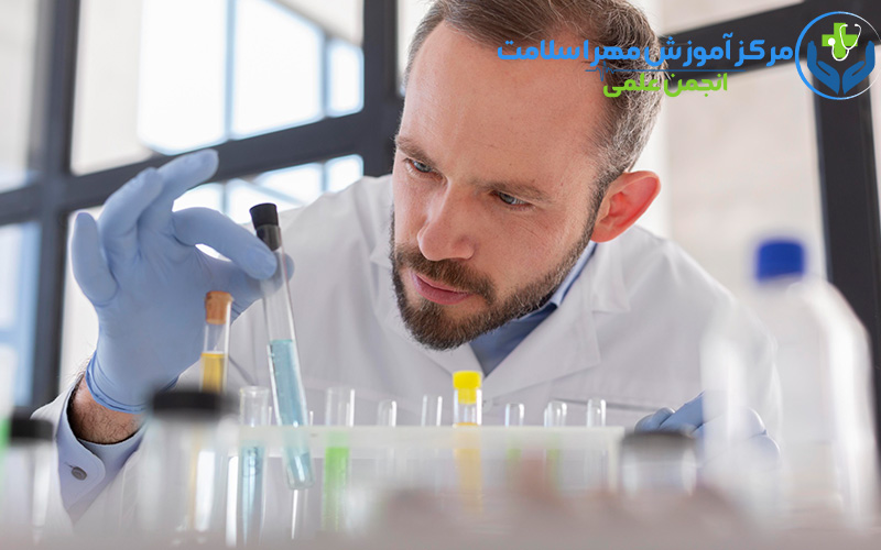 معرفی آموزش دوره نمونهگیری آزمایشگاه در پرند